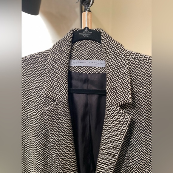 Raquel Allegra Black and White Women's Blazer Jacket with Houndstooth Pattern - Picture 6 of 9